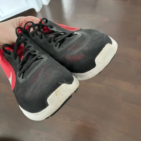 NIKES | 12 | MENS - Picture 7 of 10